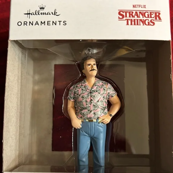 Stranger Things Chief Hopper
Hallmark Ornament - Picture 5 of 5
